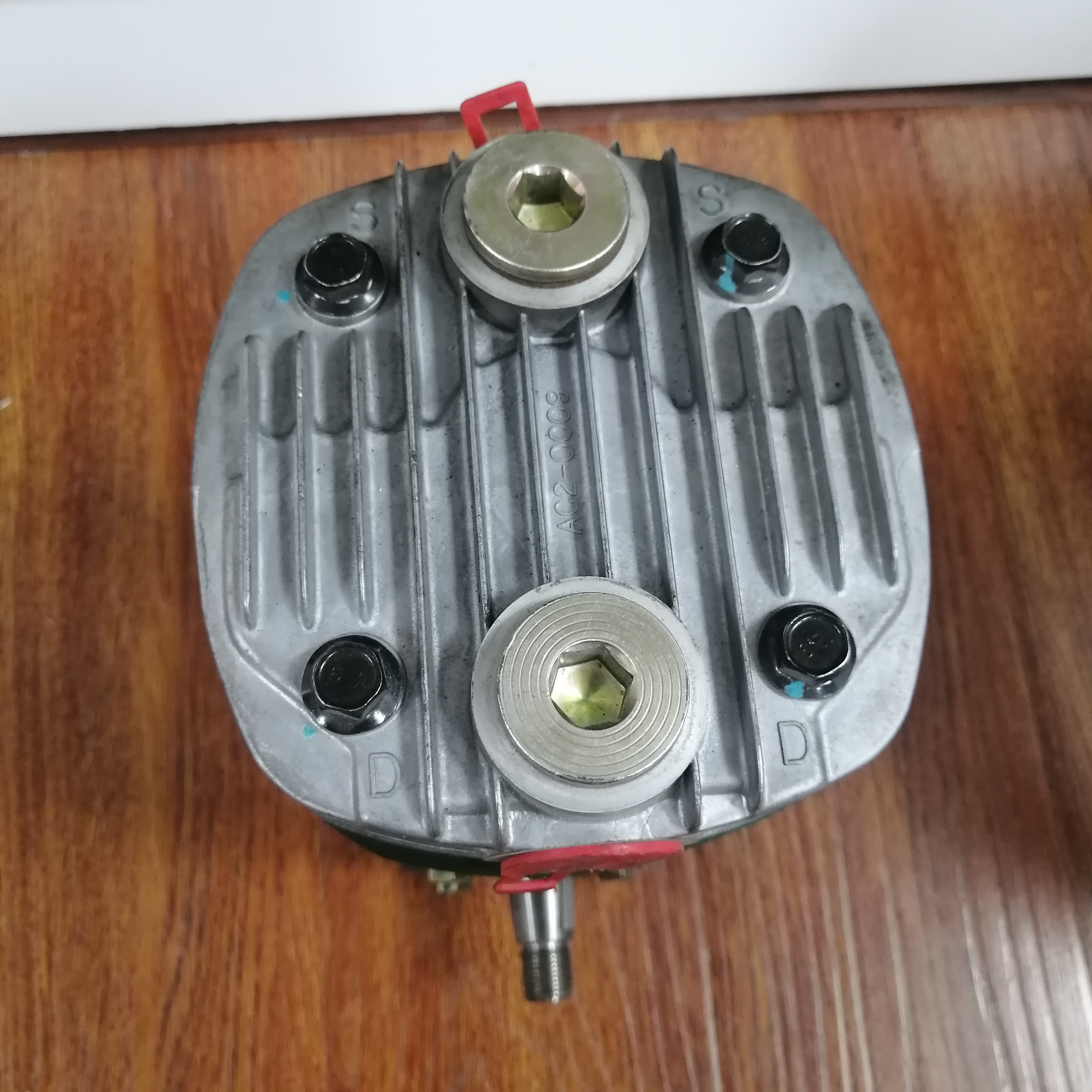 Rotary Type Daewoo Accessories De08 Engine Parts 65.54101-7036 Air Compressor for Doosan