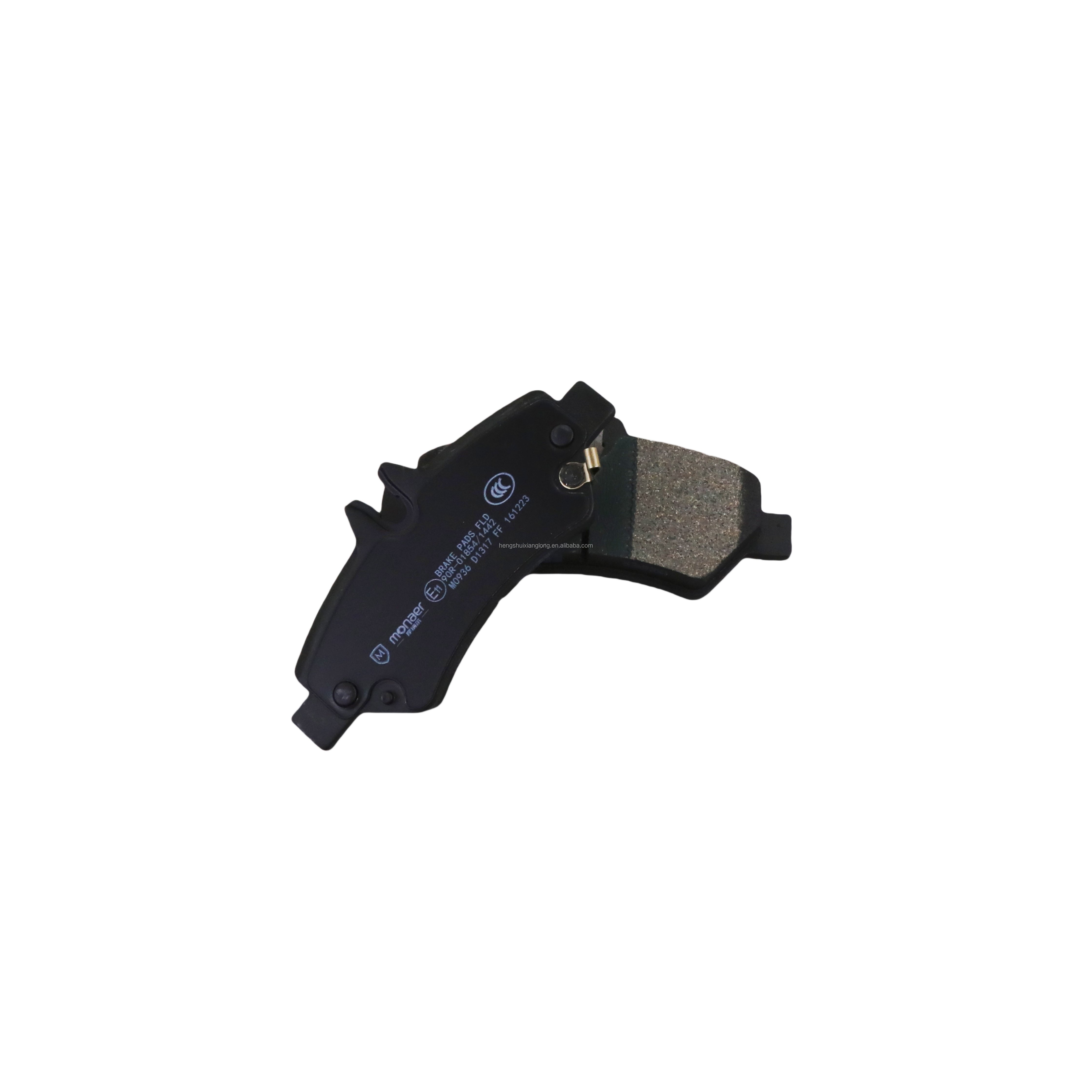 A0004201006 A0064205020Monaer Brake Pads D1688 Ceramic Front Disc Brake Pad for Mercedes Benz