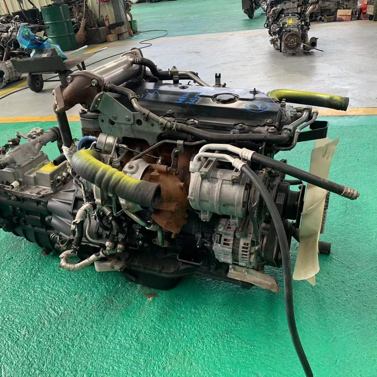 Manufacturer Wholesale High Quality Auto Parts 4HK1T Euro 3 Secondhand Used Diesel Engine for Trucks