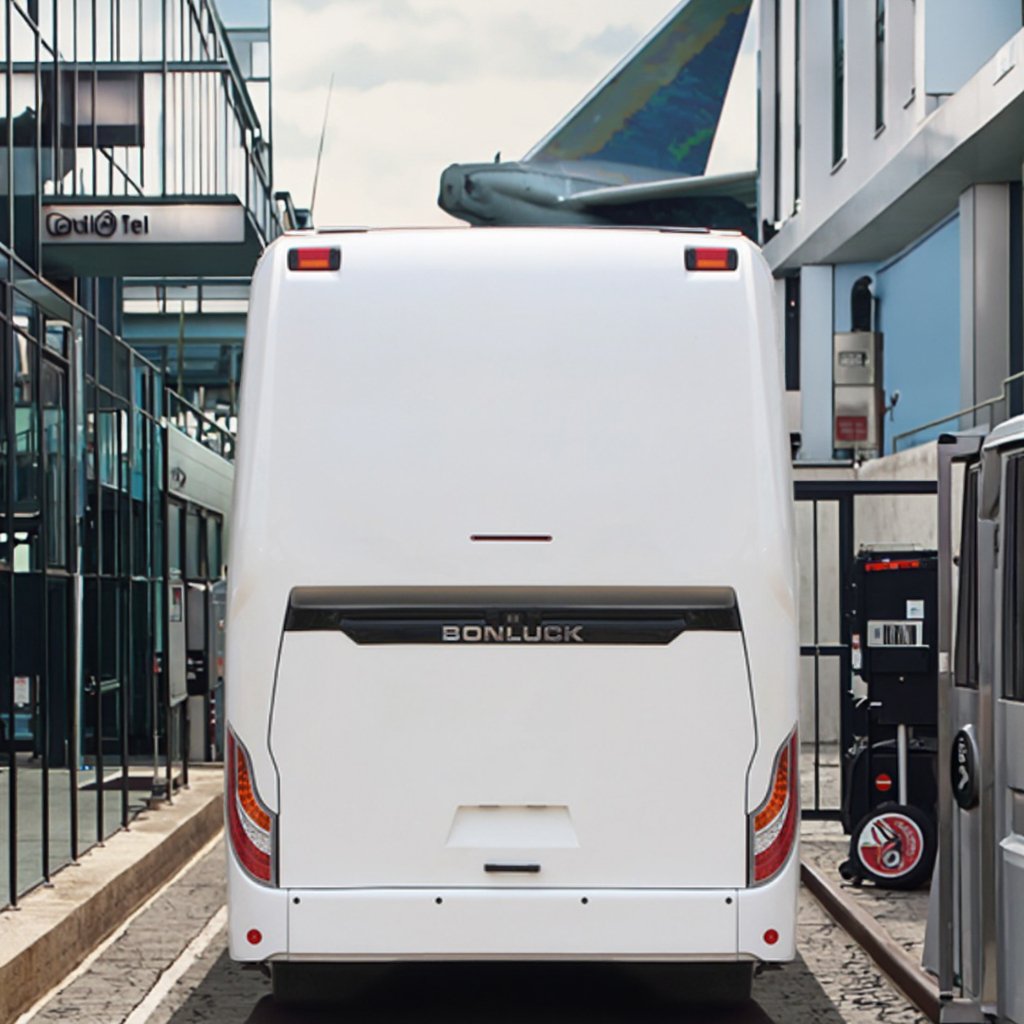 BONLUCK 75-Seats Tour Bus Autobuses Transportation Vehicle 6X4 Engine New Condition Diesel Fuel Manual Transmission Euro 3