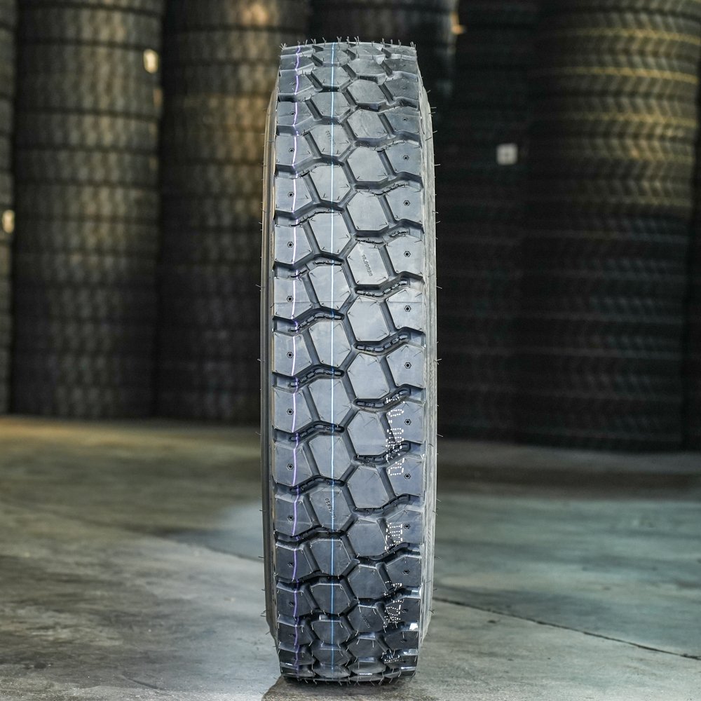 High Performance Heavy Duty Overloading 1000R20 Inner Tube Tires and 1000r20 1000 20 10.00r20 Wholesale Truck Tires for Highway