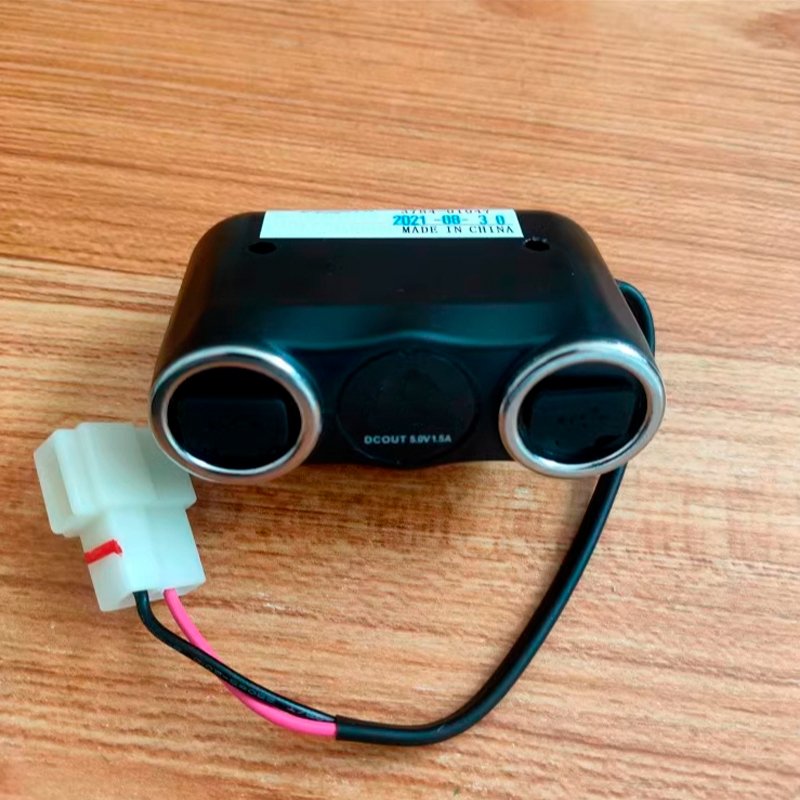 China Jiuqiang Bus Accessories 12V 24V Fast Charging Double Port 4.2A 2.1A 3784-01047 USB Charger Socket for coach Bus Parts