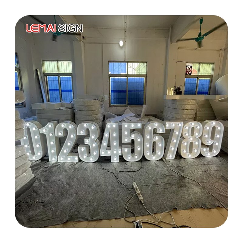 Custom Digital Wedding Party Props Led Huge Metal Luminous Letters 3 Feet 4 Feet Huge Selection Box Numbers and Letters