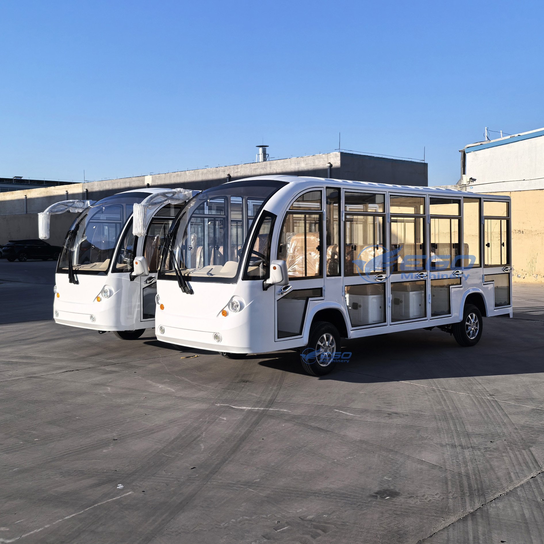 14 Seats Enclosed Model Electric Sightseeing Car Bus Mini Bus School Bus Luxury Tour Vehicle