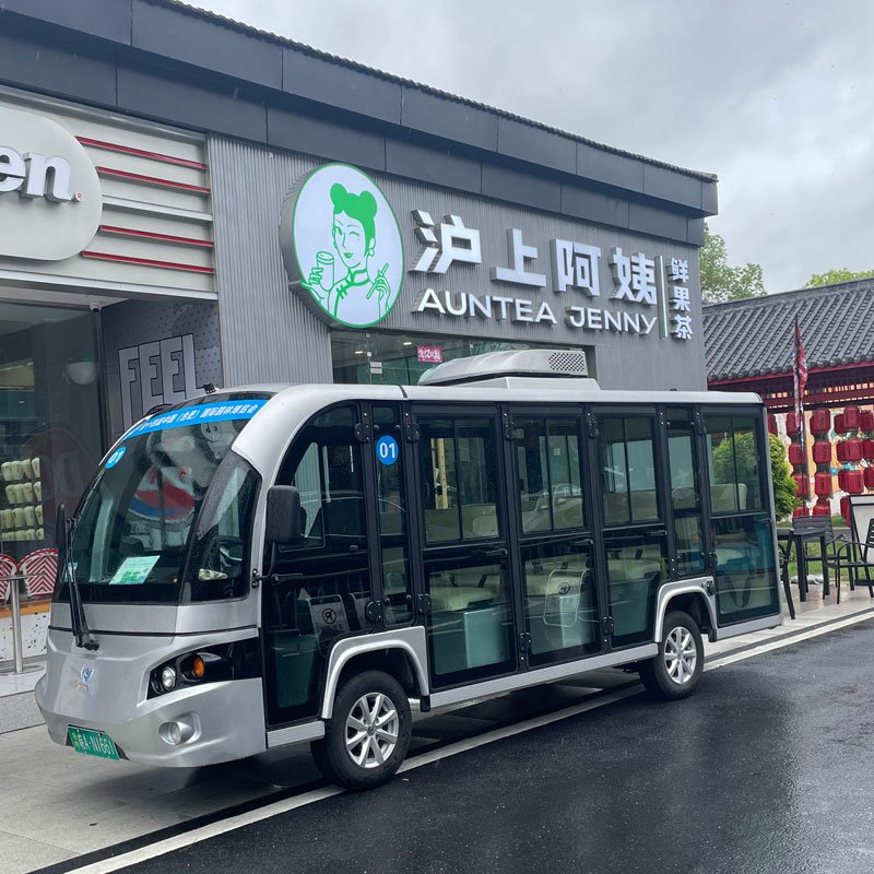 China Factory 4 Wheel 8 Seater Electric Sightseeing Car for Amusement Parks