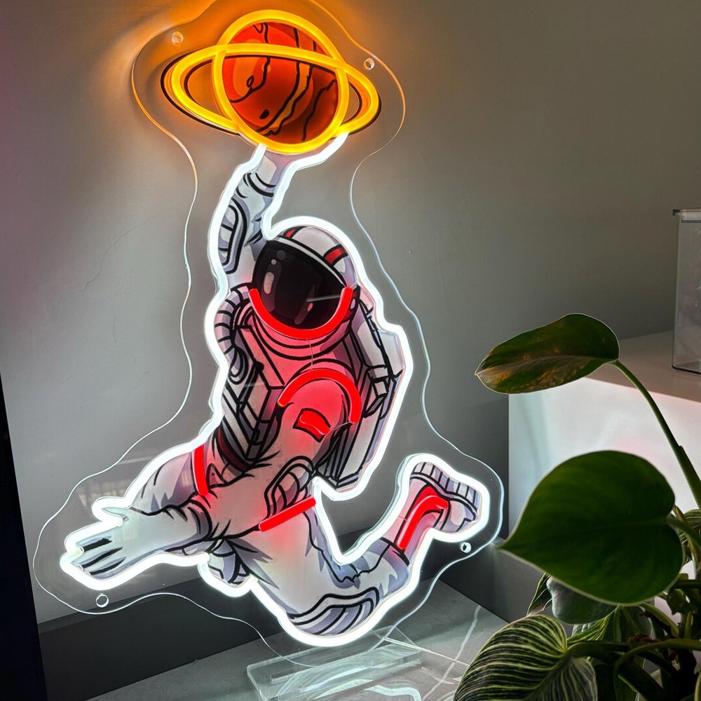 No MOQ Space Astronaut Personalized Custom Neon Sign Indoor Outdoor Room Bar Events Decor UV Print Neon Sign