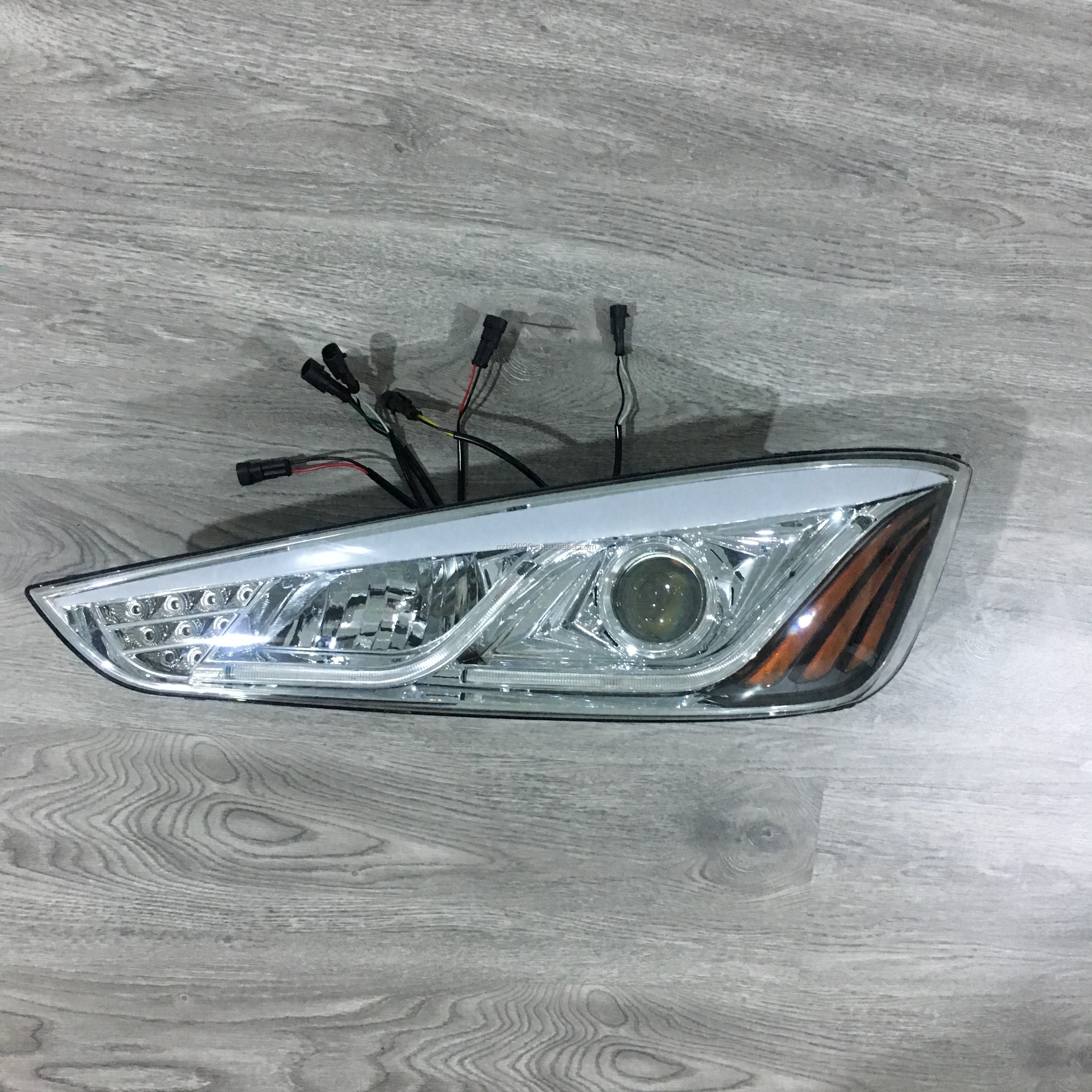 High Quality Marco Polo Bus LED 24V Rear Lamp New Yellow and Red Tail Light Bus Rear Light