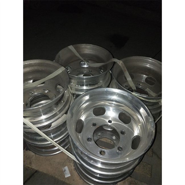Factory Wholesale Truck Wheel Rim for Heavy Truck Steel Wheels hub