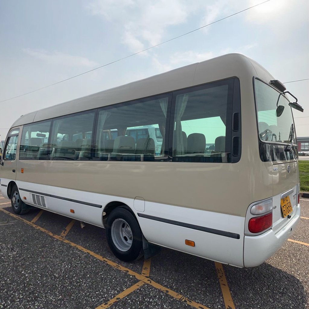 Coaster 2024 Seater Minibus Passenger Bus 30 Seater Engine LHD Diesel Manual Transmission Euro 4 Emission Standard New Used
