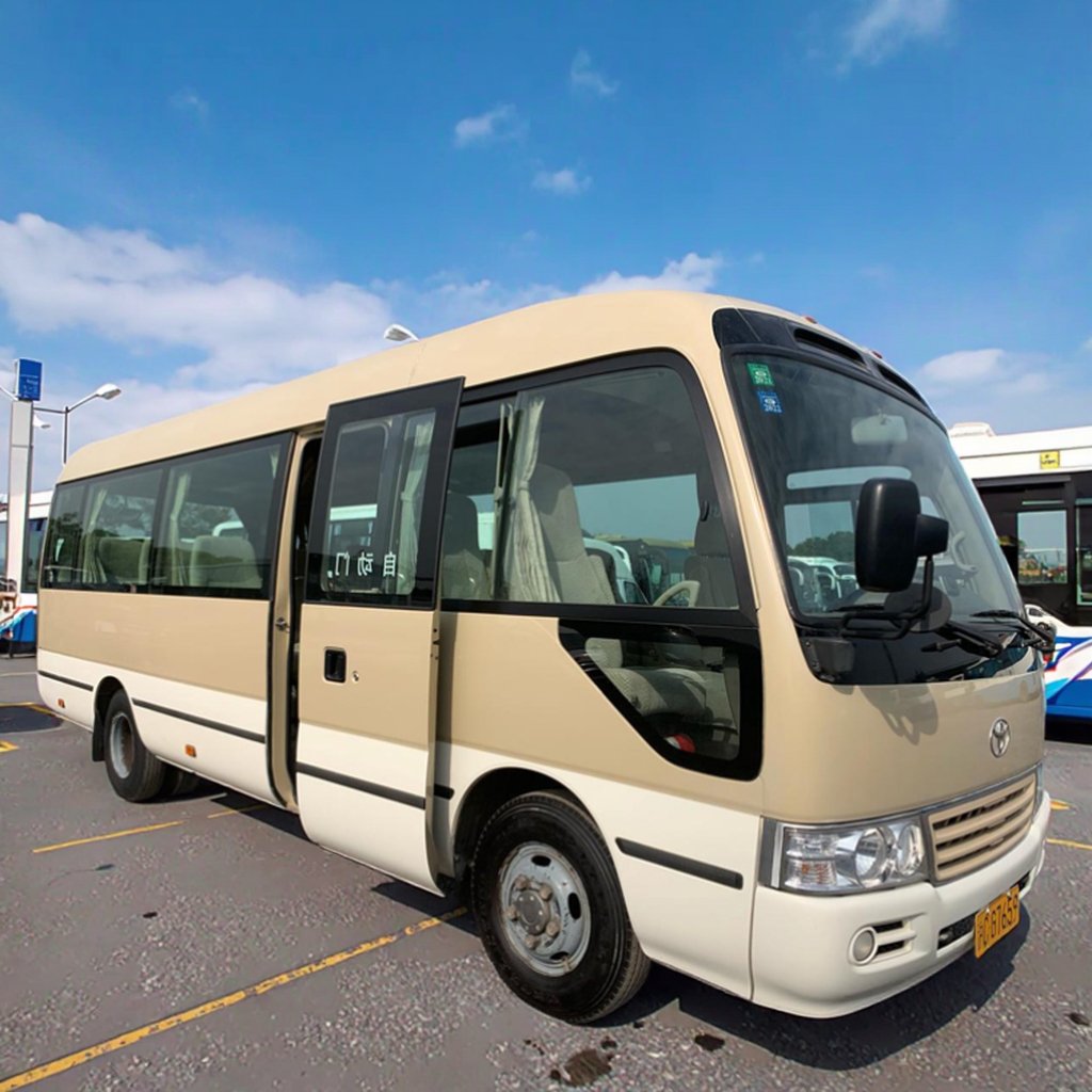 Coaster 2024 Seater Minibus Passenger Bus 30 Seater Engine LHD Diesel Manual Transmission Euro 4 Emission Standard New Used