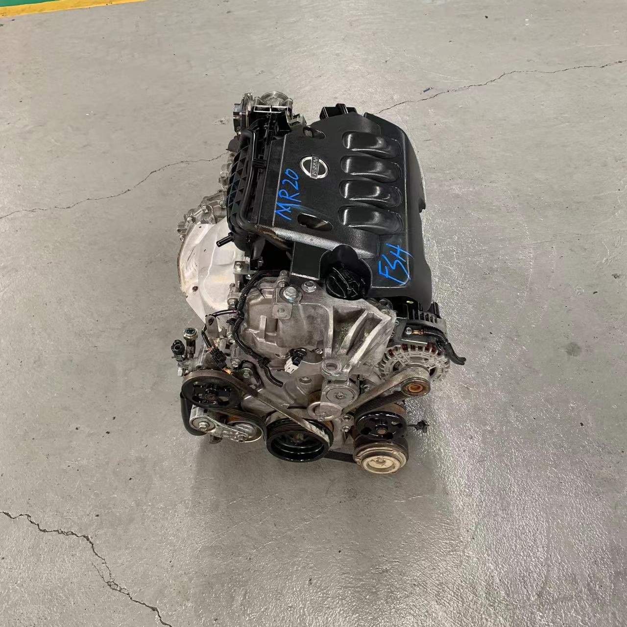 Factory Wholesale Price Used Gasoline Engine MR20 for 4 Cylinder Nissa n Sy Lphy