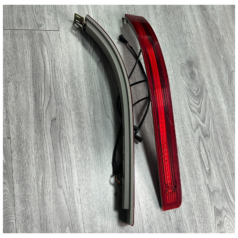 37V11-31200/31100-AMP Factory Direct Suitable Bus Rear Brake Steering Contour Combination Light Turn Signal Bus Body Kits