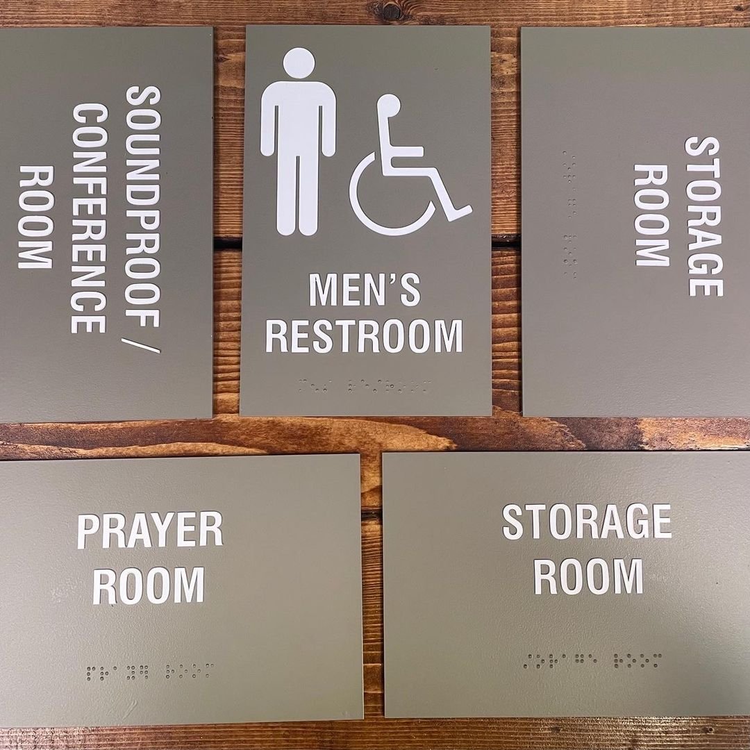 Custom Toilet Letter Signage Acrylic Sign Metal Letter Hotel Sign Bathroom Sign