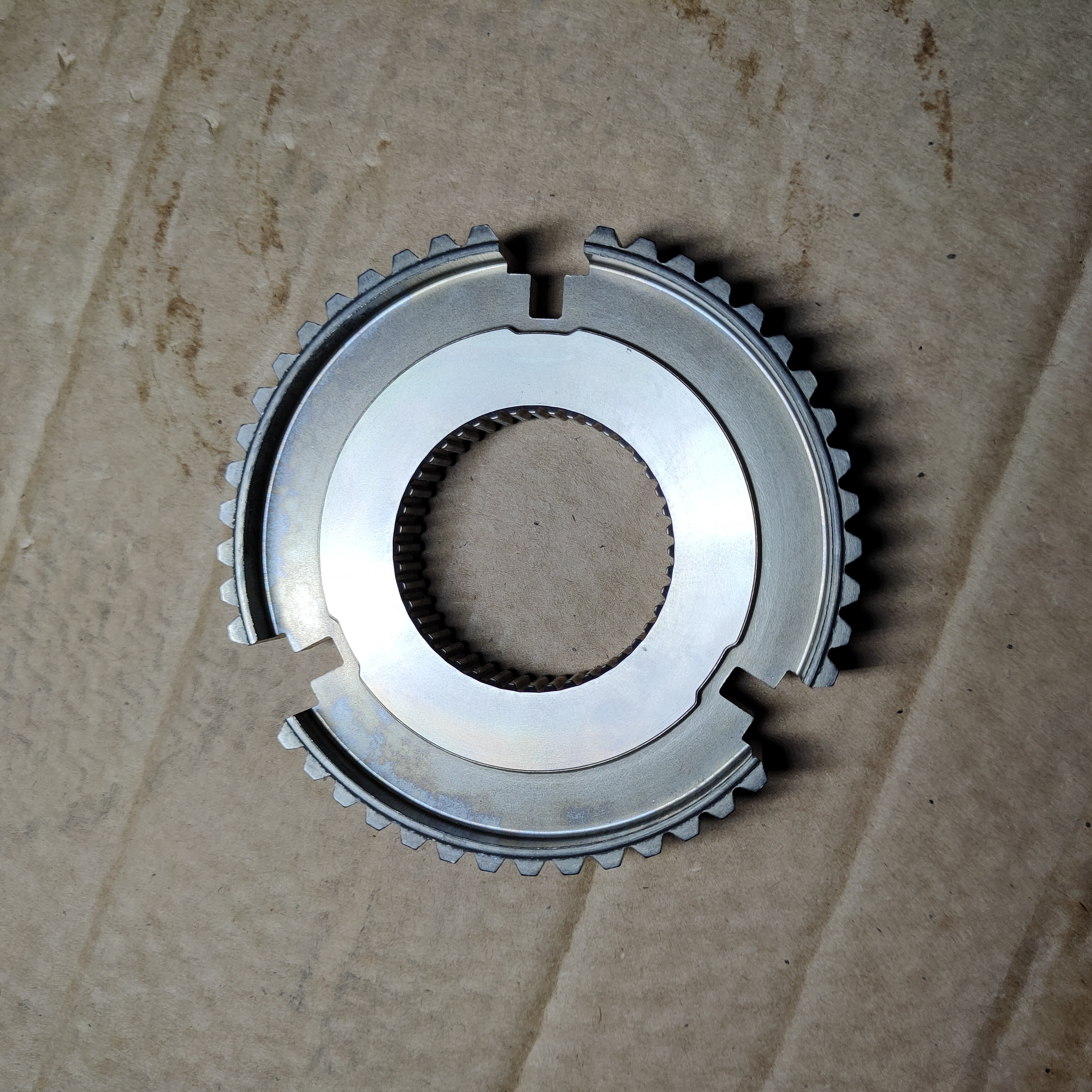 Axle Parts Crown Wheel and Pinion Gear Drive and Driven Gear Set for Bus and Truck