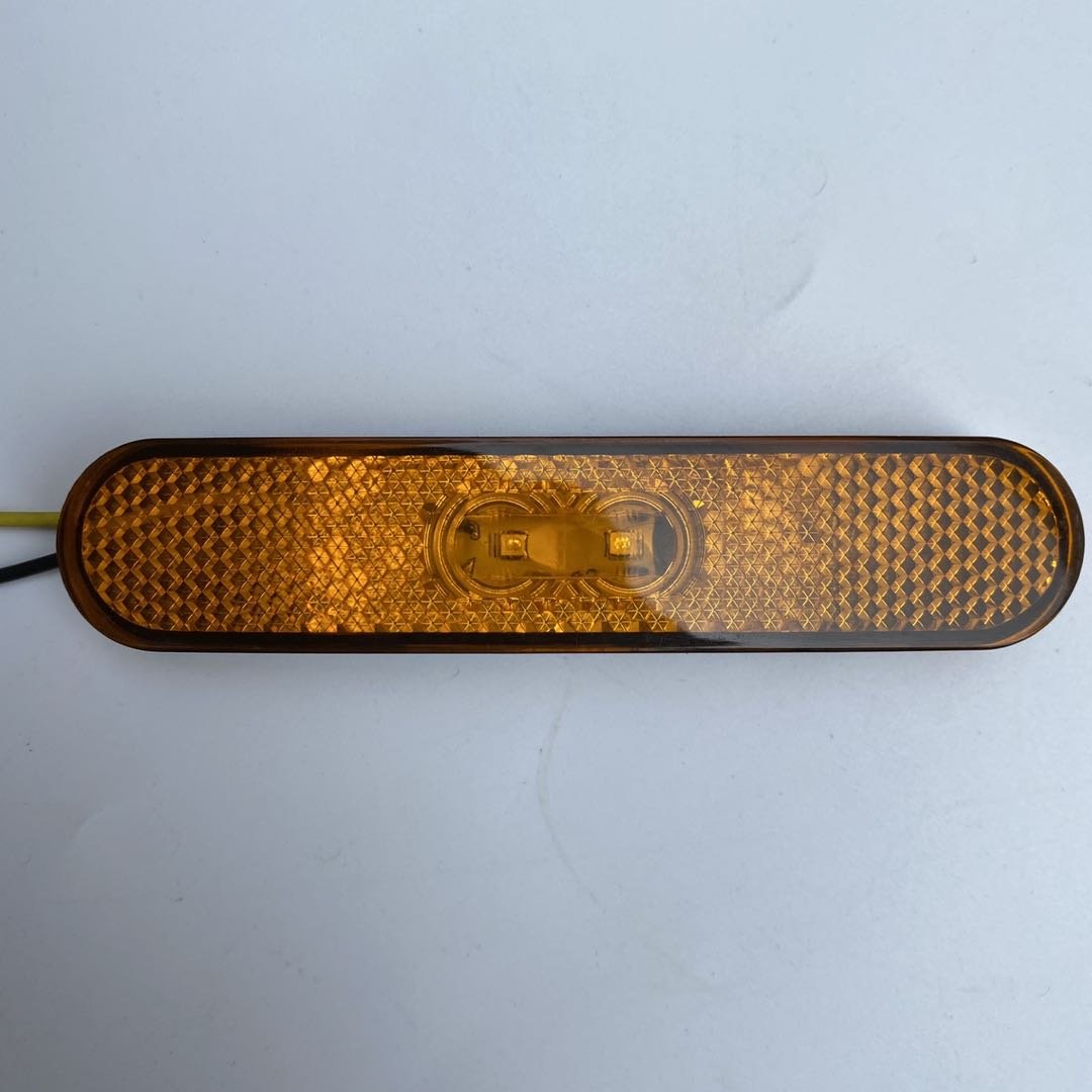 Bus LED Side Lock Light Bus 24v Side Marker Lock Lamp for Truck Trailer Lorry Bus