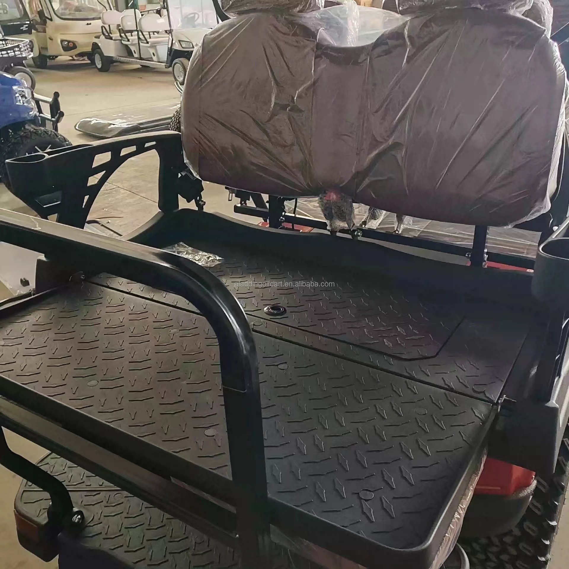 Driving Max100 KM Far Hunting 6 Seater Electric Golf Cart Electric Lifted Golf Cart Cheap New Style Automatic Vintage 4 Wheel