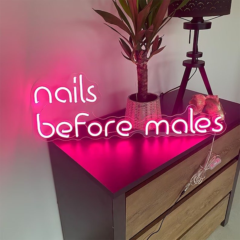 New Style Customized Factory Indoor Outdoor Wedding LED the World Is Yours Neon Sign