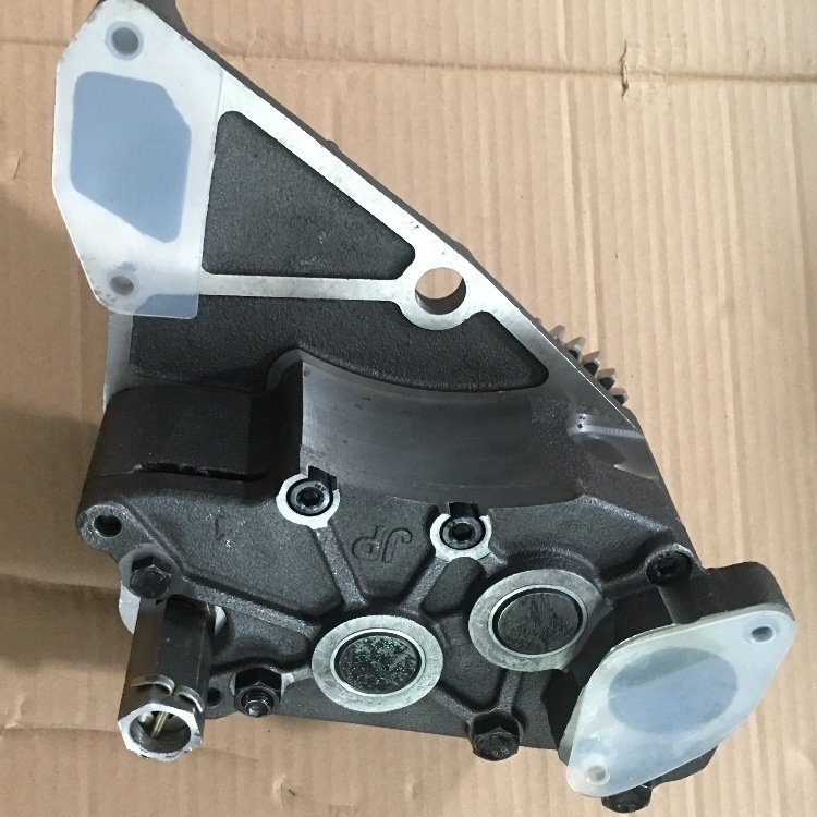 Good quality oil pump for golden dragon bus sunlong kinglong zhongtong higer bus diesel engine WP10 WD615 OEM 612600070365