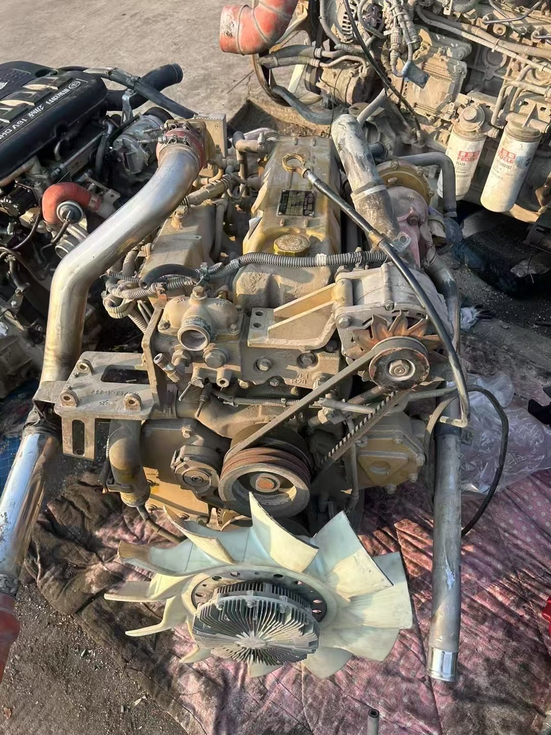 Ell Yu-chai 240 Hp 6-Cylinder Diesel Engine At Low Price. Second-Hand Engine With Good Quality Is For Sale