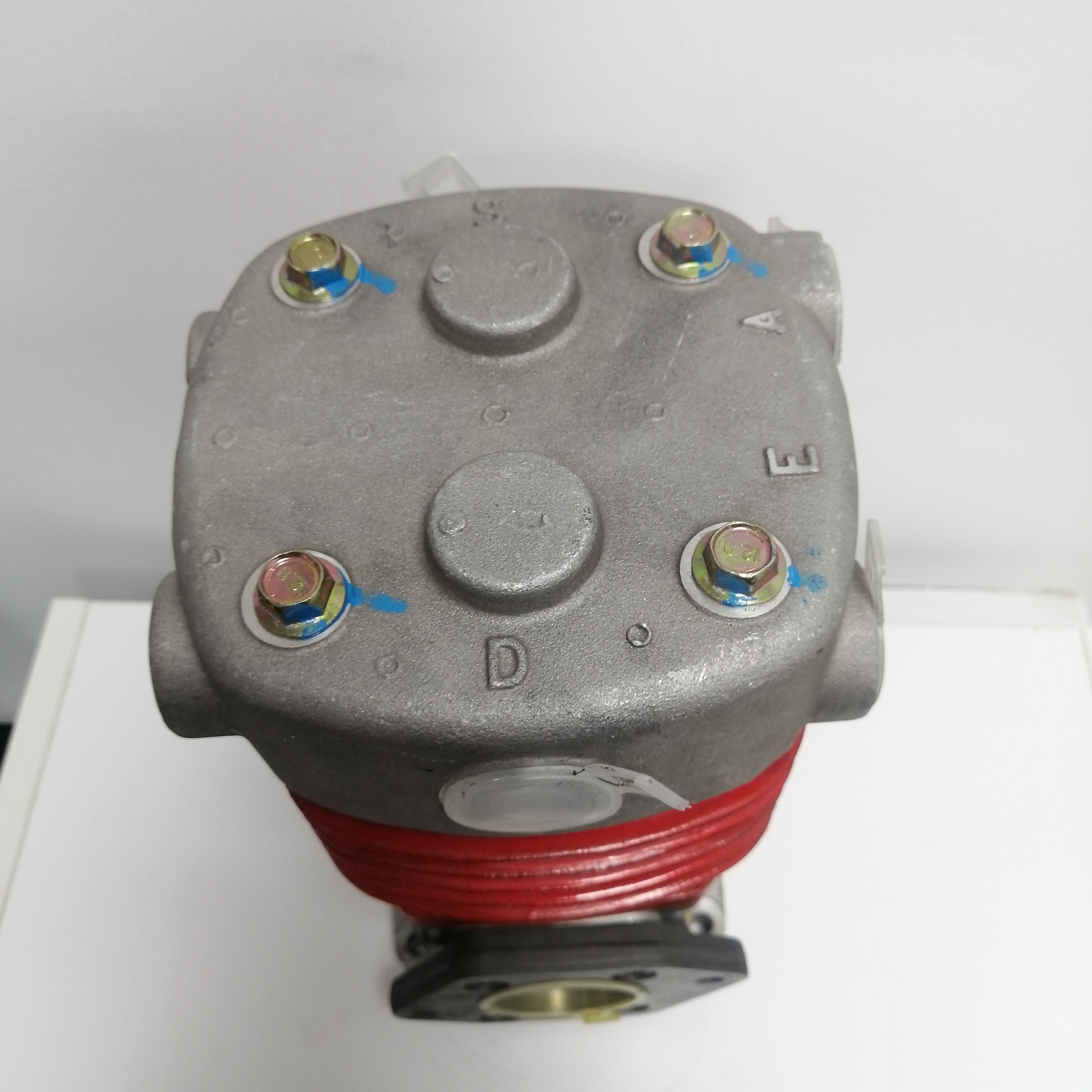 Rotary Type Daewoo Accessories De08 Engine Parts 65.54101-7036 Air Compressor for Doosan