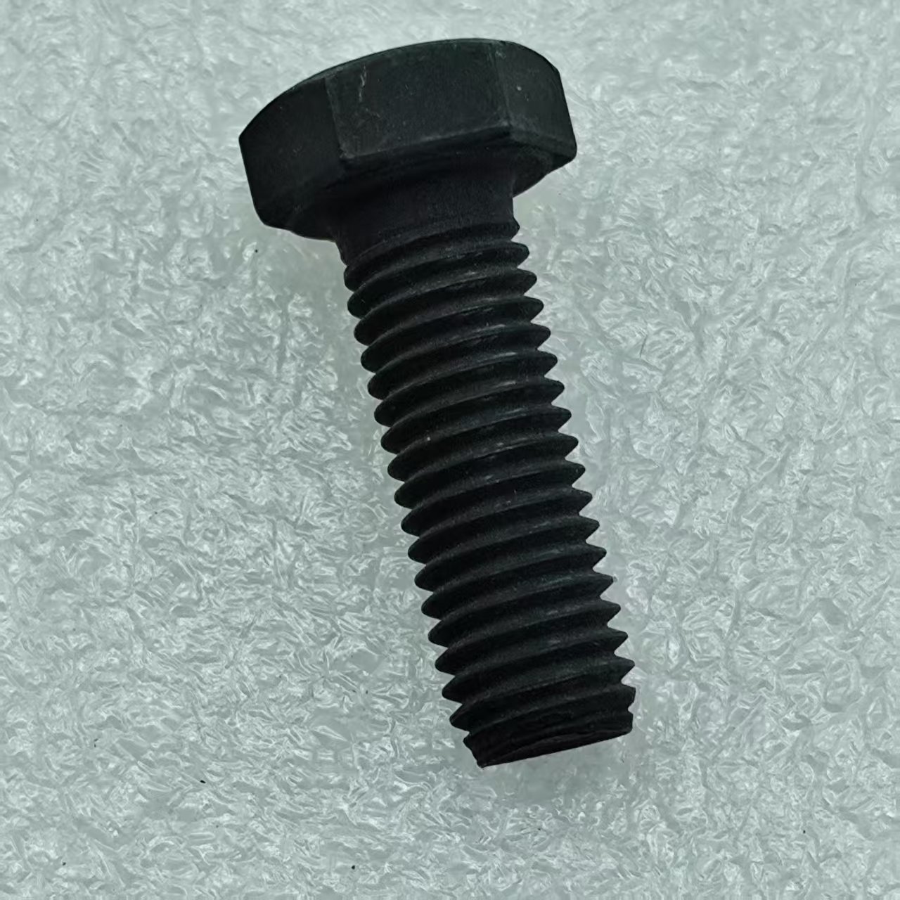 High Quality Hexagonal Bolt Bus Wheel Spare Parts for Yutong Zhongtong Jinlong Haiger Bus Models
