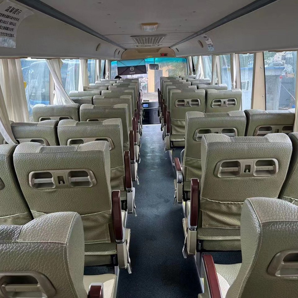 Used Bus Golden Dragon 49 Seats Euro 5 diesel Engine 11m LHD coach Buses, Luxury Bus