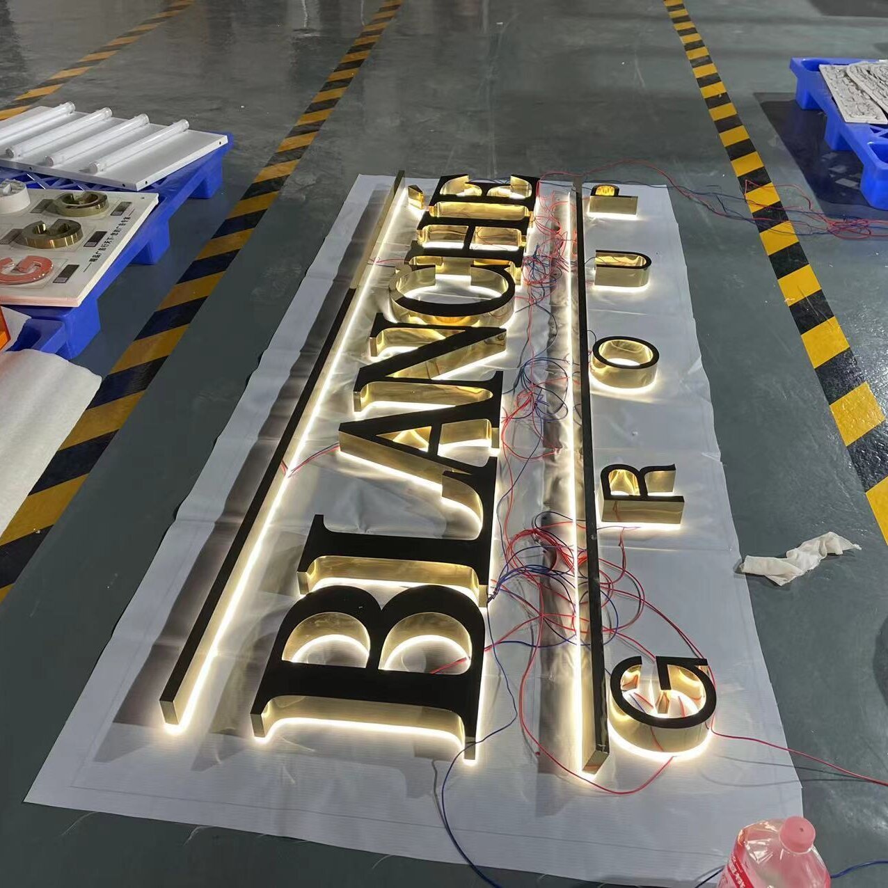 Customized Architectural Commercial 3D Backlit Letters Outdoor Commercial Letters LED Stainless Steel Acrylic Signage