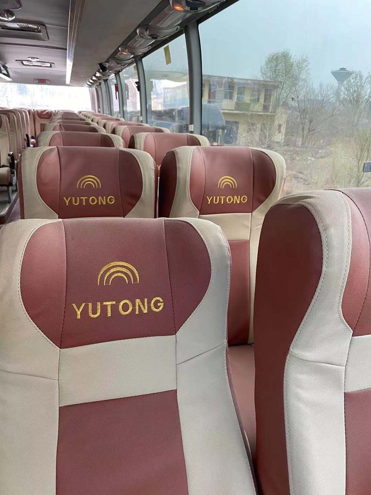 China Universal Brand ZK6122 49 Seats Diesel Used Coach Auto Buses for Sale