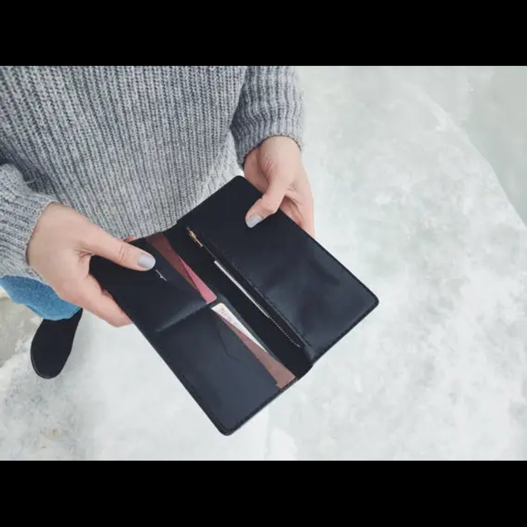 High Quality Men/Women's Slim Genuine Leather Wallet with Zipper Wholesale Business & Credit Card Holder