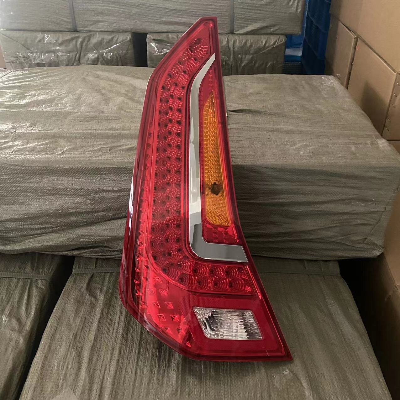 BUS REAR LAMP WJC-H-027