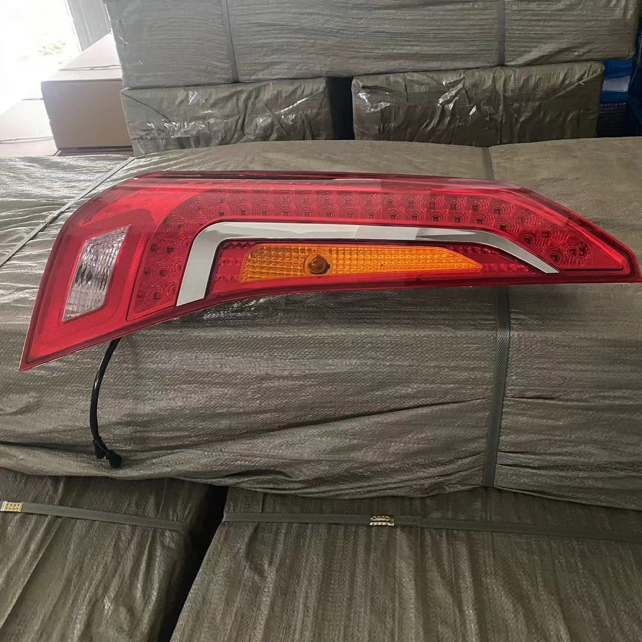 BUS REAR LAMP WJC-H-027