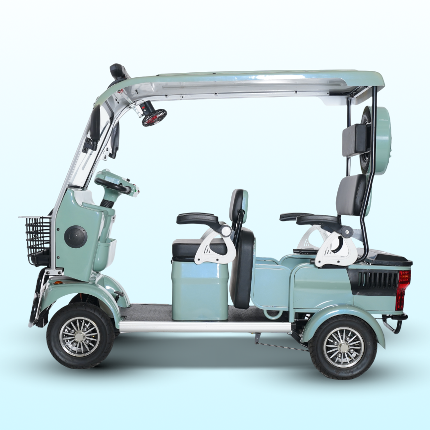 60V 800W Golf Cart Electric Four-wheel Vehicle Electric Scooter Electric Sightseeing Bus Custom Colour Logo Decal for Adult