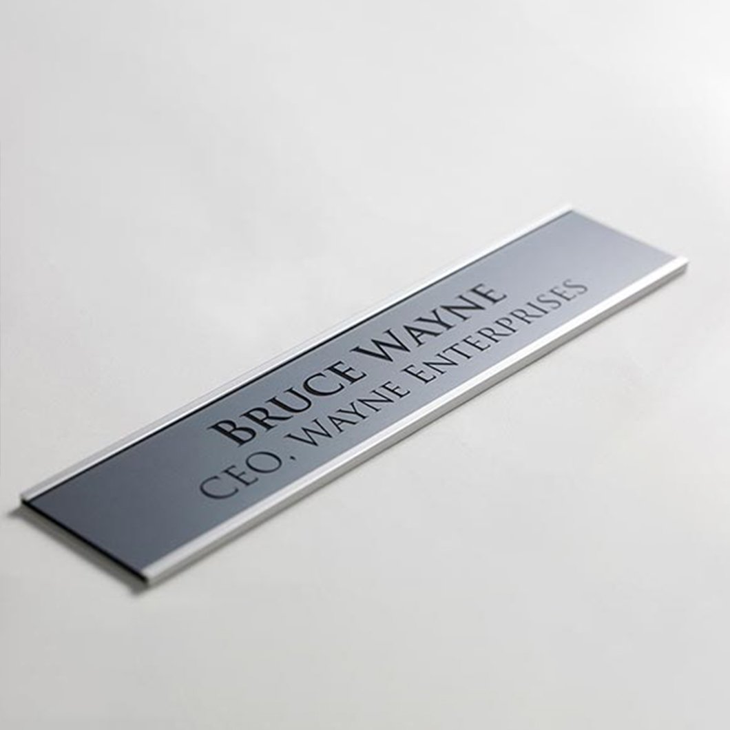 Custom Engraved Acrylic Desk NamePlate Office Desk New Job Title Sign Silver/Black/Gold Desk Name Plate With Aluminum Holder