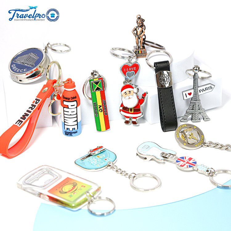 Travelpro Wholesale Keychains English Letter Keyring Handbag Accessories Purse Charms Fashion Links Metal Keychain