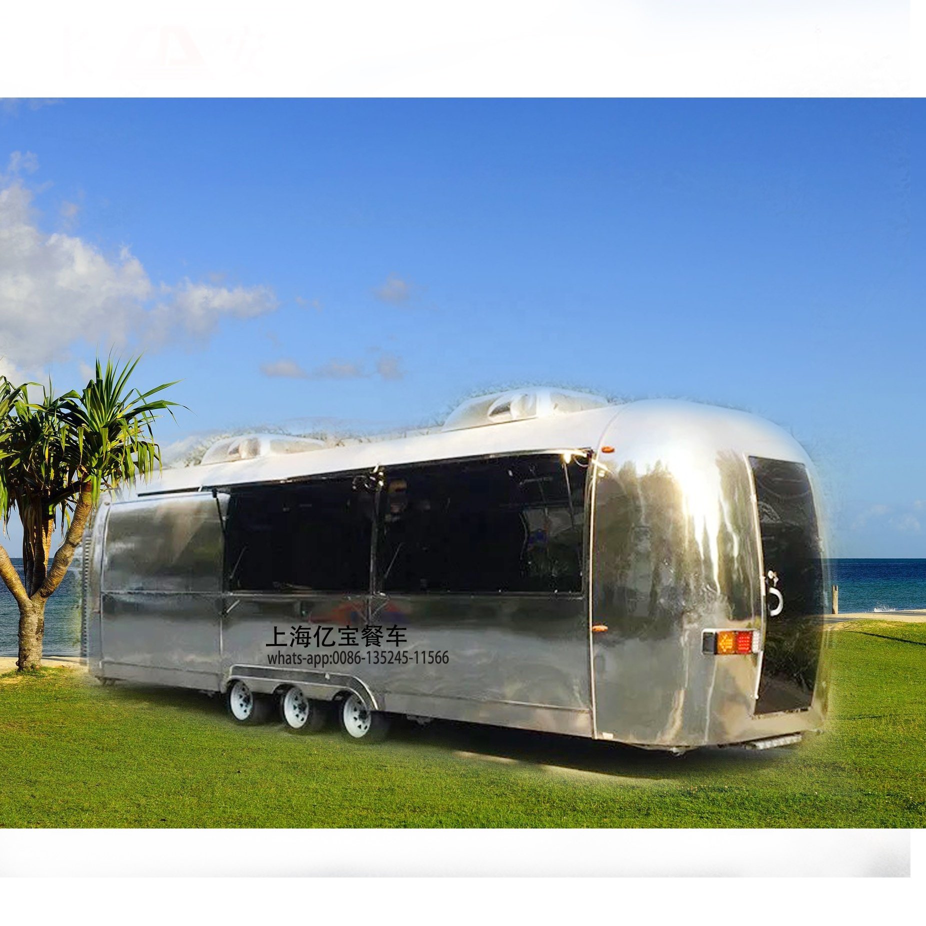 Mobile Food Bus with Application of Food and Drinks Supply in Party Town Fair or City Street Mobile Food Cart