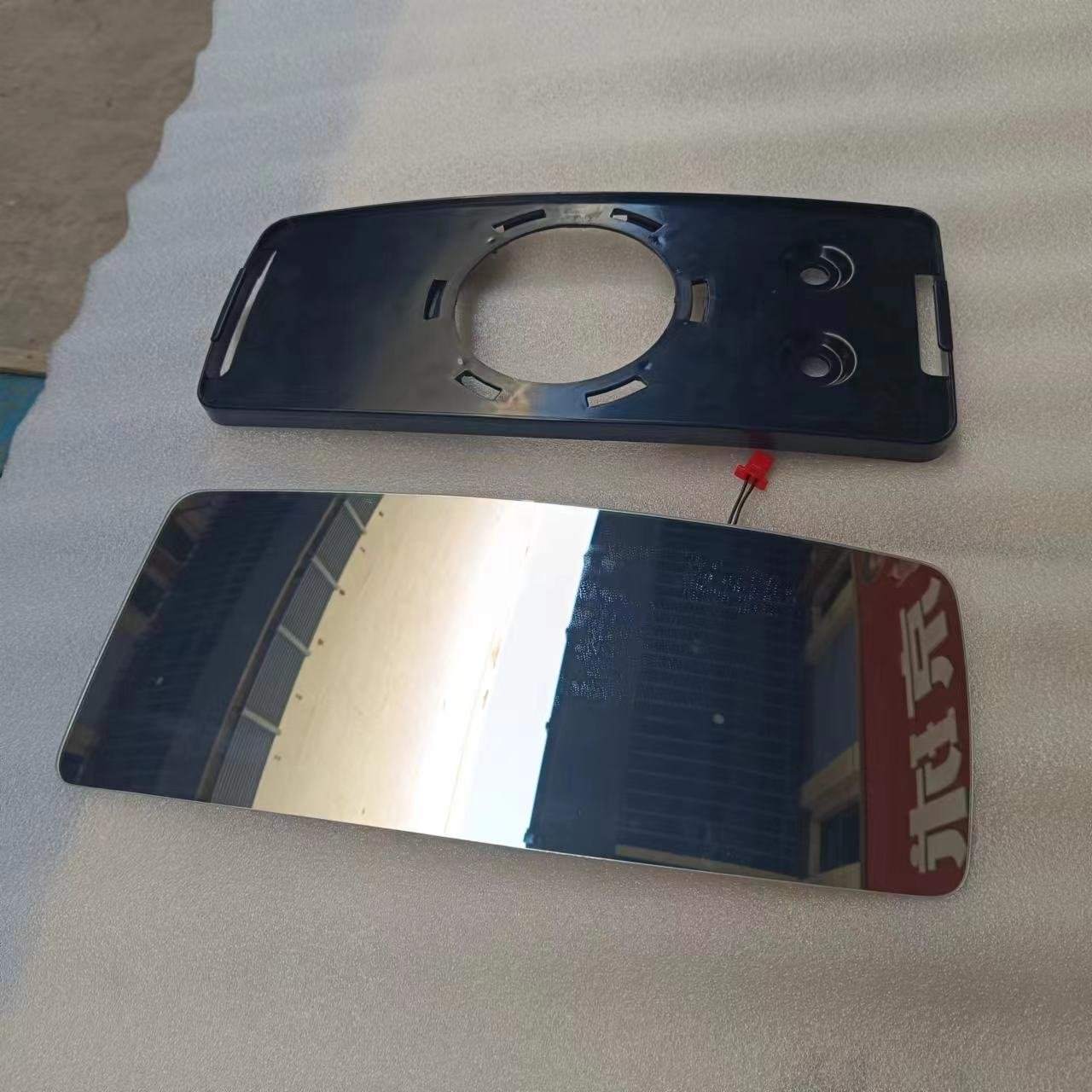 Wholesale Bus Accessories Bus Side View Mirror Golden Dragon Coach Bus Plastic and Glass Rearview Mirror Main Lens