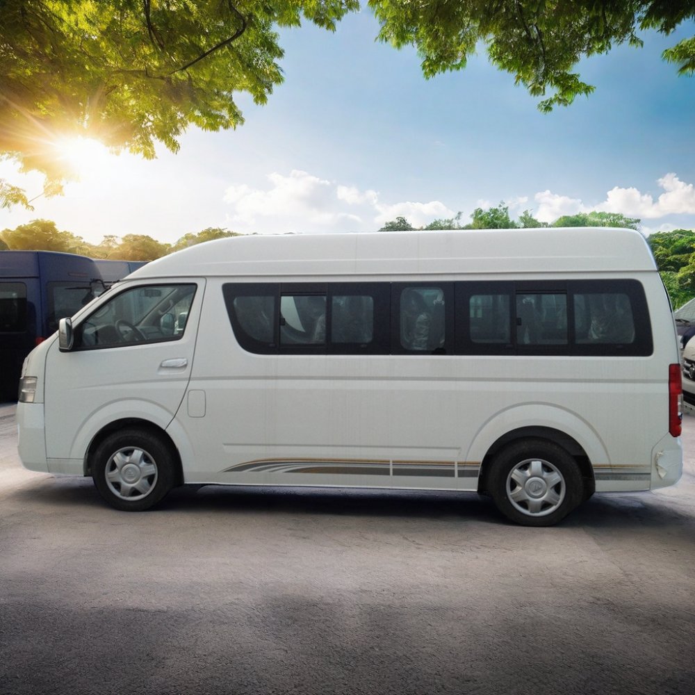 RHD 16-Seat High Roof Mini Bus Van New Gasoline/Petrol Engine Manual Right Hand Drive Light Interior Fabric Seats FWD Rear