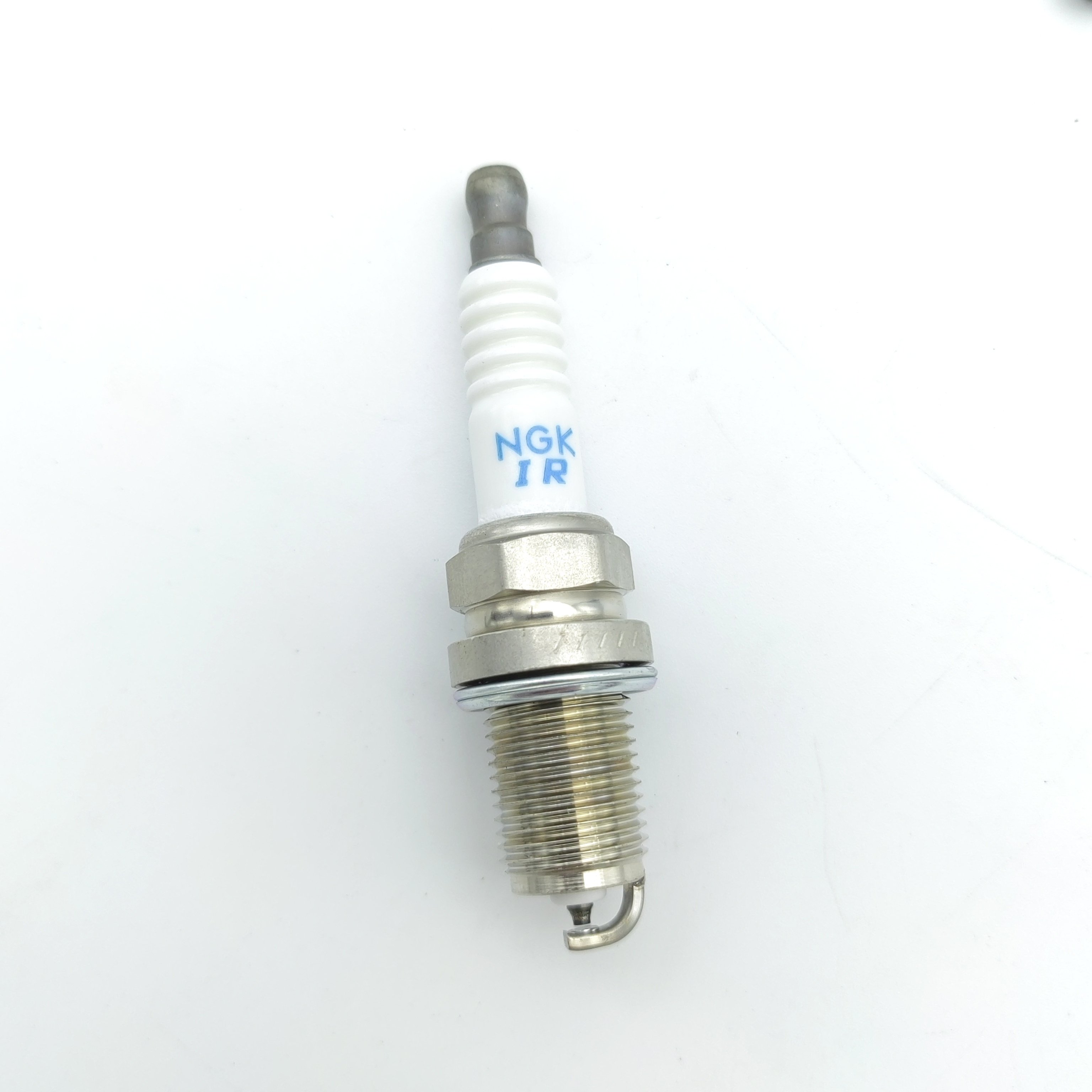 CNHTC MAN Natural Gas LNG CNG Bus HOWOT7HT5G A7 SITRAK MC11 MC13 Heavy Truck Natural Gas Engine Spark Plug7U-4DN 202V25923-0001
