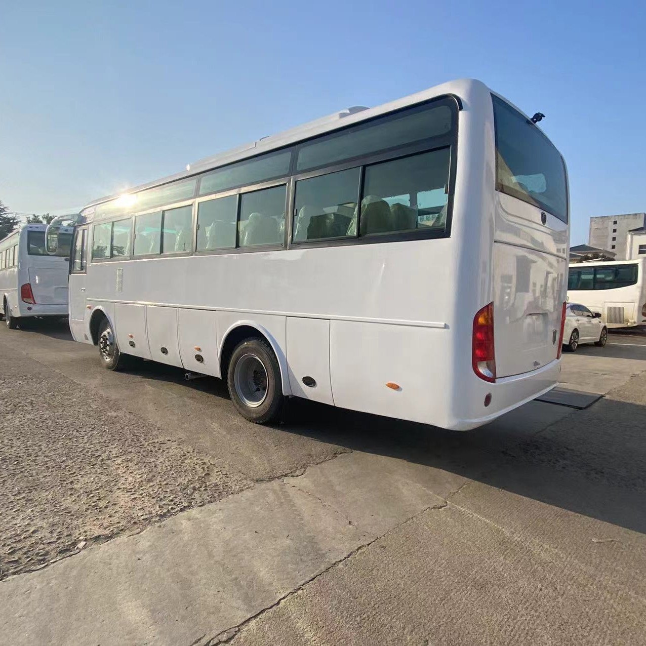 High Standard Refurbished 40 Seats Diesel Engine Used Bus Used Coach Bus for Sale