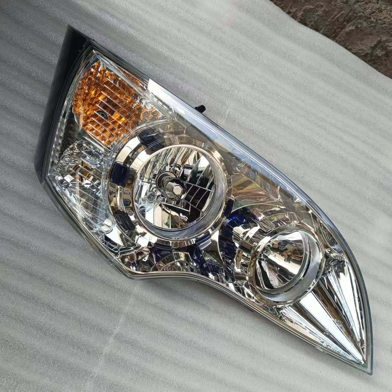 High Quality LED Bus Spare Parts Combined Headlights Head Lamp coach Front Lamp for Bus Accessories