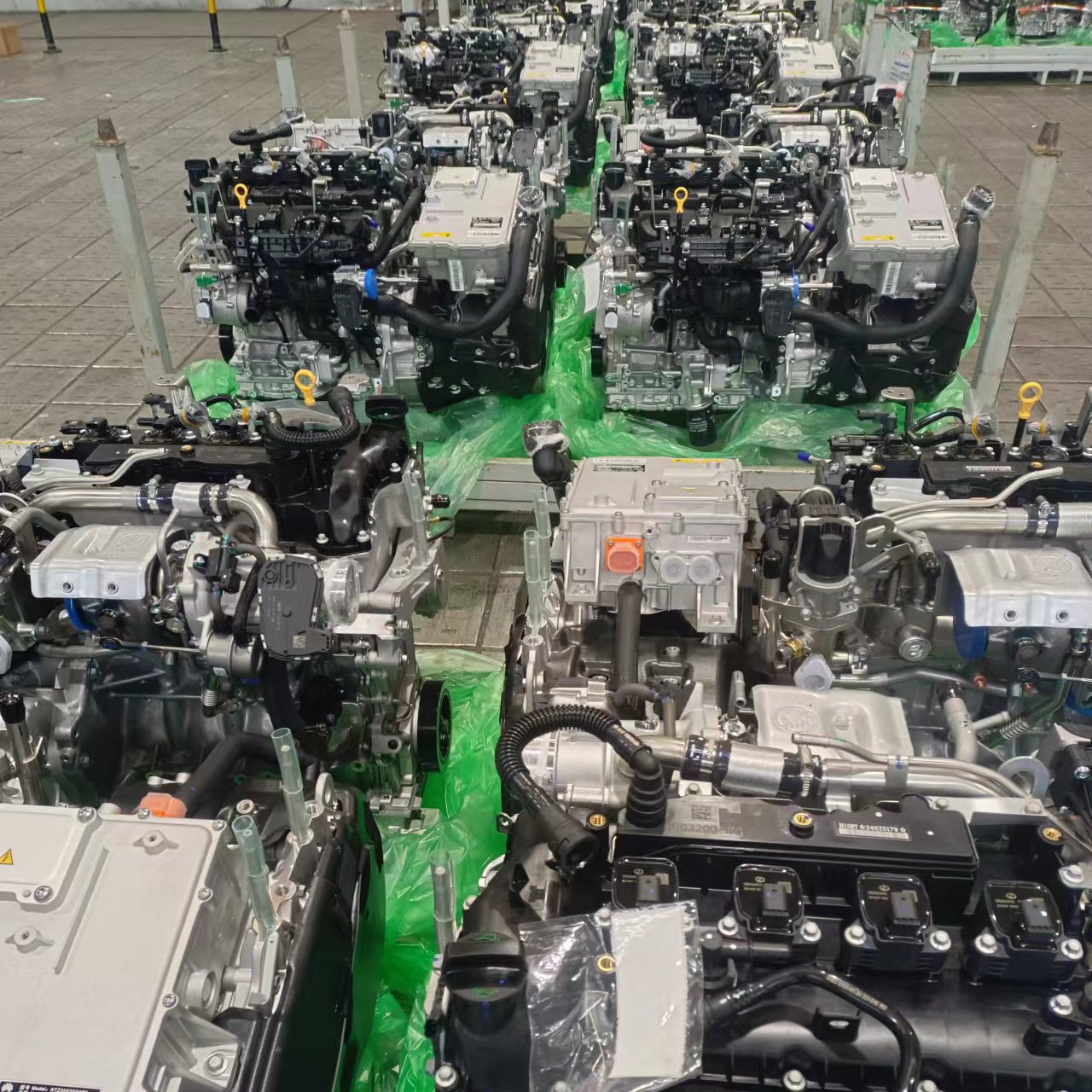Water Cooled 25kW 40kW 60kW 144V 320V Car Power Engine for Hybrid Extended Range Electric Vehicles