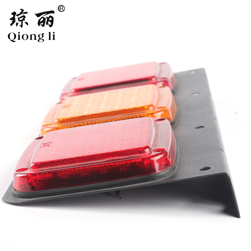 High Quality Led Rear Bumper Reflector Lights Yellow Red Harrier Innova with Brake Turn Signal Lamp for Truck Trailer Tractors