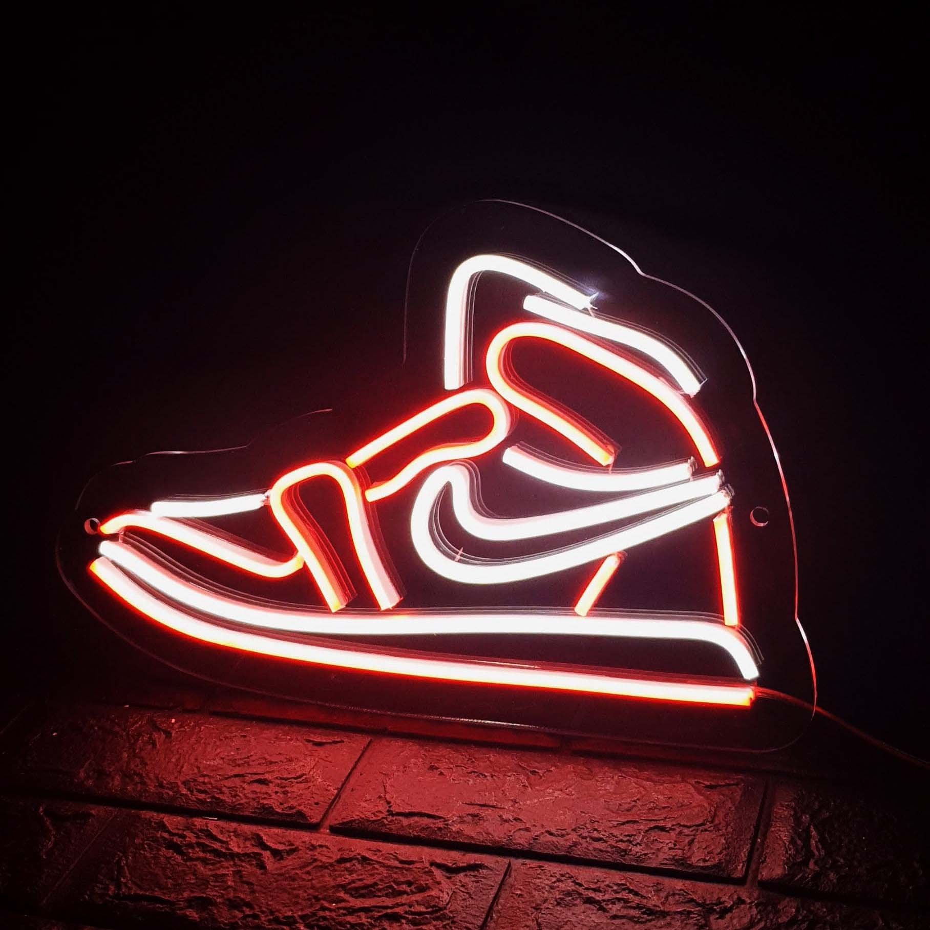Top Line New Fashion Waterproof Sports Sneaker Led Lights Neon Sign Shoes