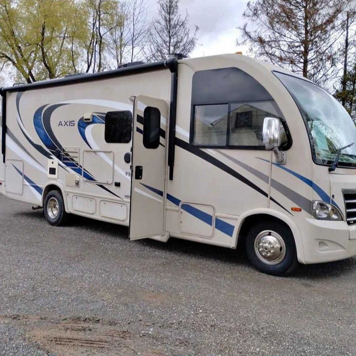 Wholesale Luxury 4x4 Truck Camper New Off-Road Recreational Vehicle Caravan for Outdoor Camping RV Camper Motorhome