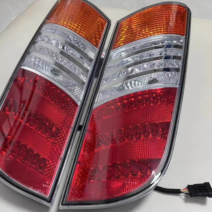 Suitable for Yu-tong Bus Rear Taillight ZK6898 ZK6808 ZK6908 ZK6838 ZK6858 ZK6888