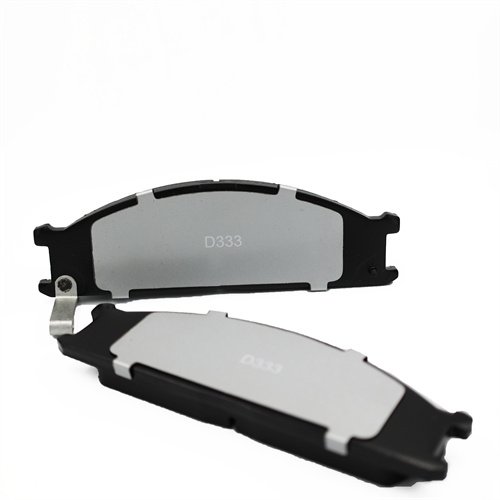 DSS Automotive No Asbestos Car Parts Balatas De Freno De Auto Front Semi Metallic D333 Brake Pad 41060-05N90 for Nisan