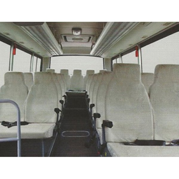 6m Front ISUZU Engine Diesel Toyota Coaster Transit Mini Bus Made in China Huang Hai Minibus School City Bus for Sale
