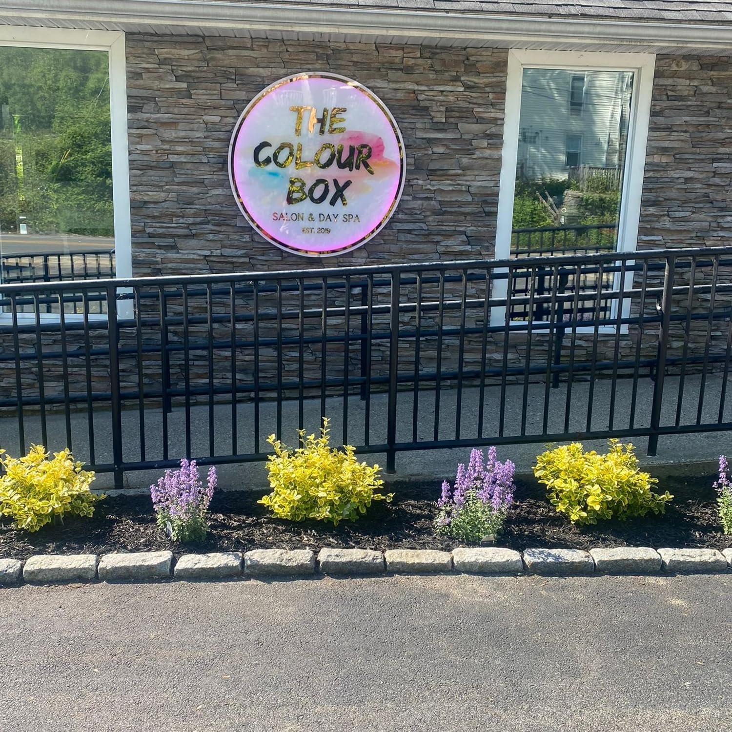 New Custom Circle Acrylic Light Box 3d Backlit Round Sign Round Shop Signage Logo Sign for Haircut,manicures,salon Decoration