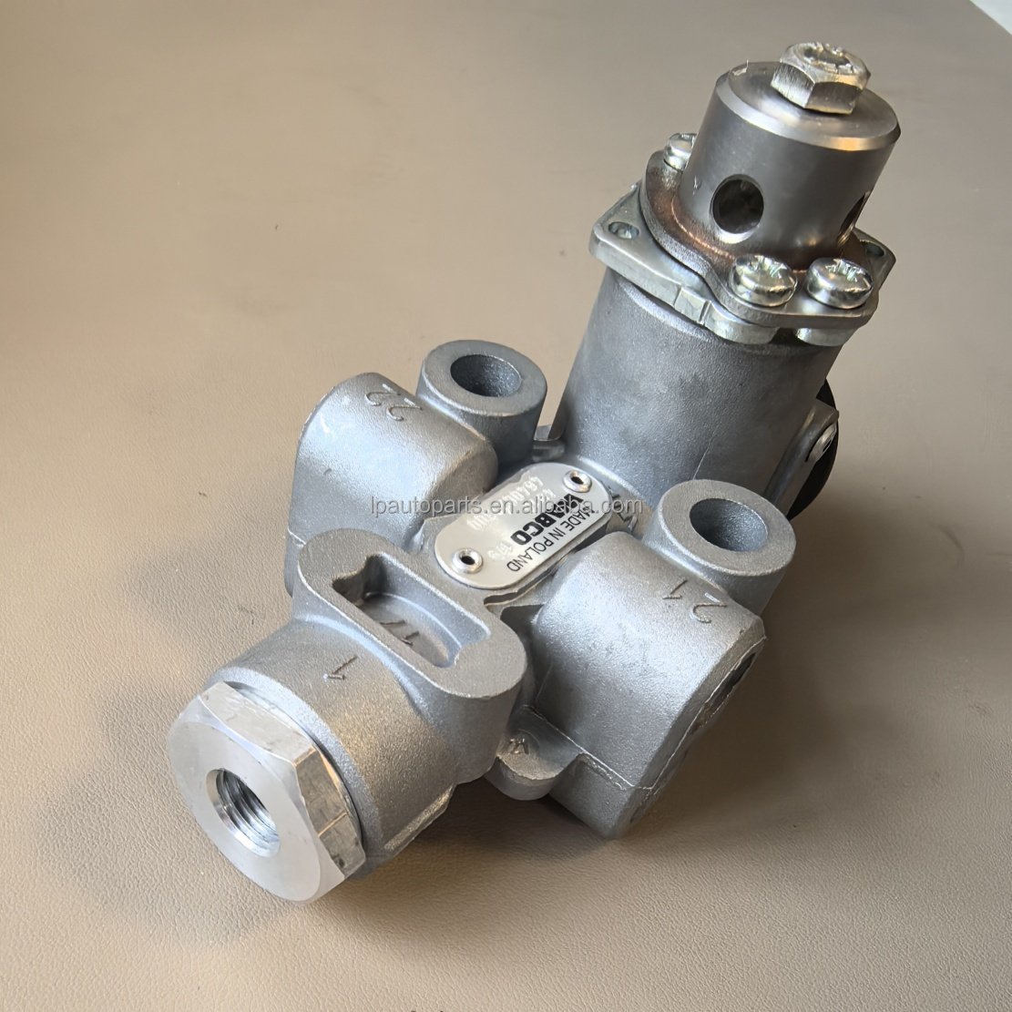 Hot Selling Original WABCO 4840023300 height valve Suitable for Zhongtong bus height regulator