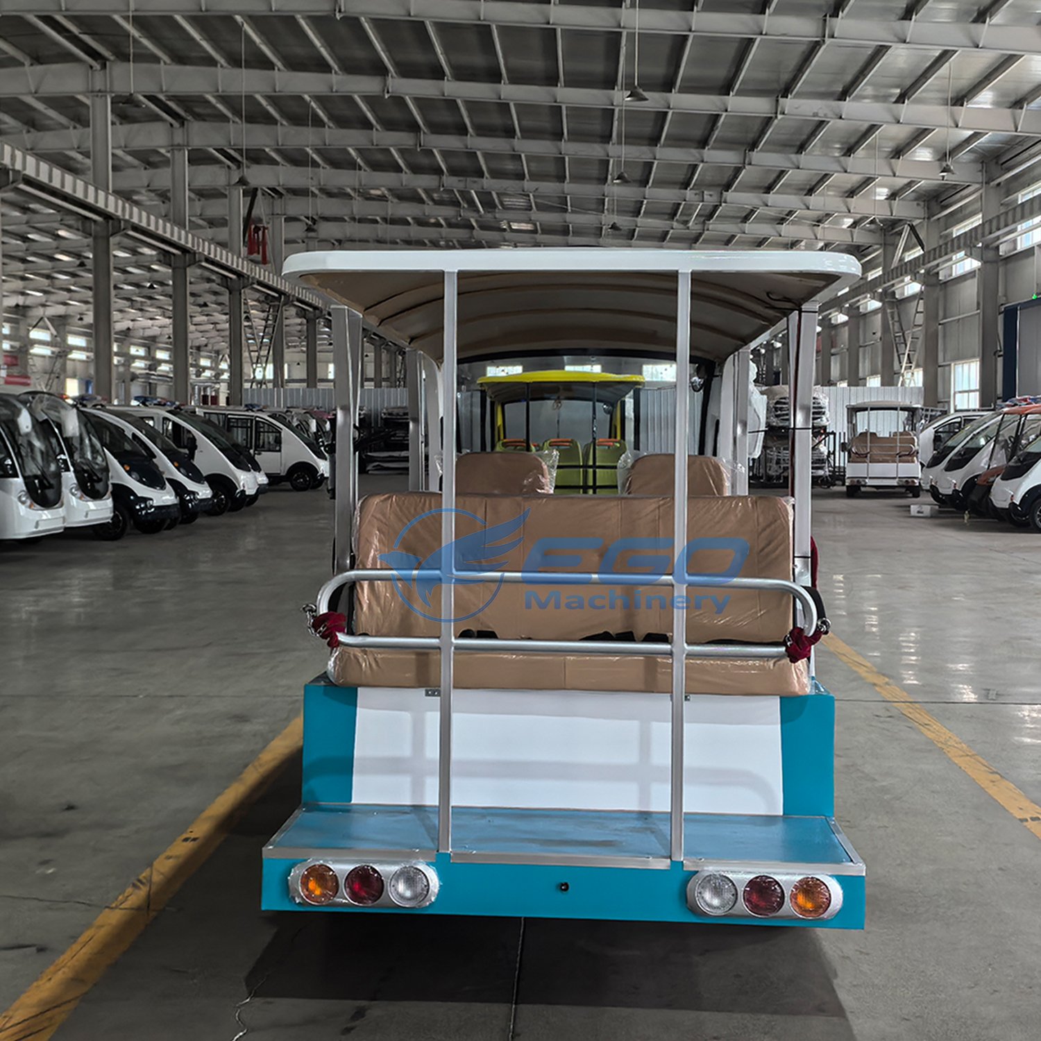 Hot Sale 11-seater Electric Sightseeing Bus Gasoline Sightseeing Bus Scenic Resort Sightseeing Bus